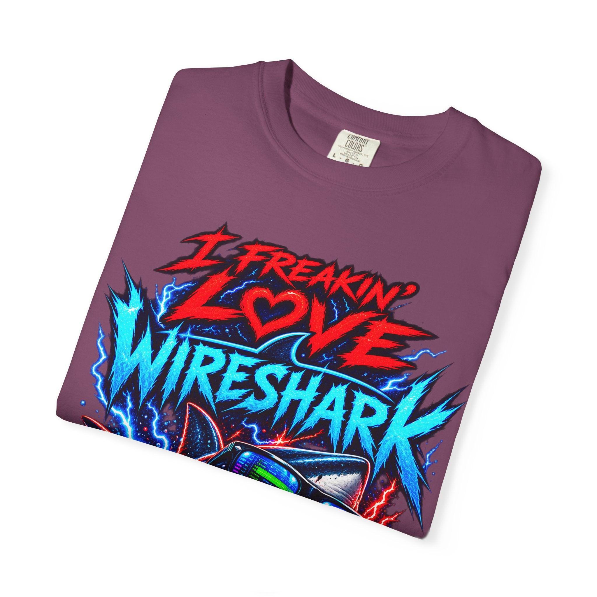 I Freakin' Love Wireshark T-Shirt | Retro Shark Network Tee (It's Not Working — "I Can't Connect!")